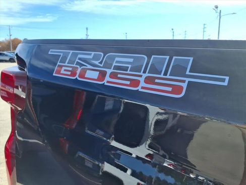 Used 2024 Chevrolet Silverado 1500 Custom Trail Boss w/ LPO, Dark Essentials Package image 14