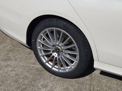 Certified 2022 Mercedes-Benz E 450 E 450 image 24