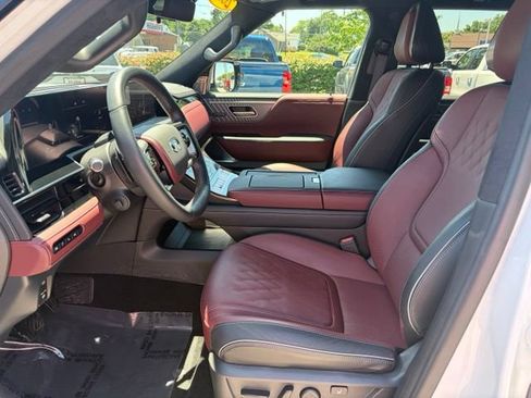 Used 2026 INFINITI QX80 Autograph w/ Premium Cargo Package AWD/4WD image 15