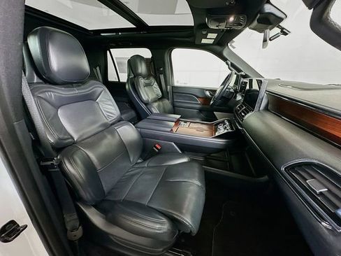 Certified 2023 Lincoln Navigator L Reserve AWD/4WD image 34