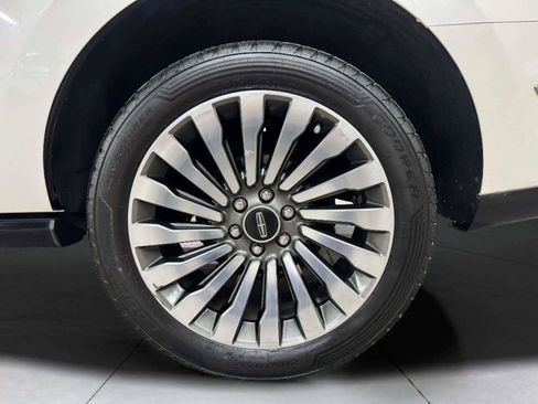 Used 2018 Lincoln Navigator Reserve w/ Technology Package AWD/4WD image 70