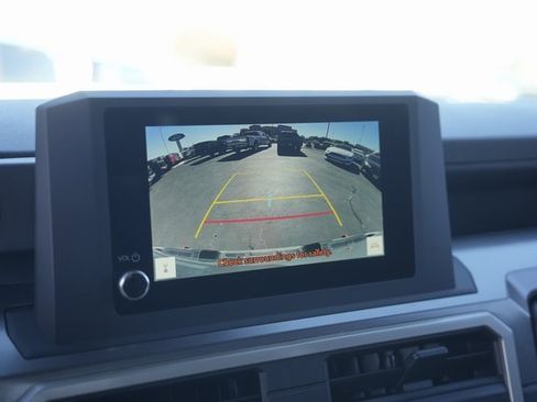 Used 2024 Toyota Tacoma TRD Off-Road image 26