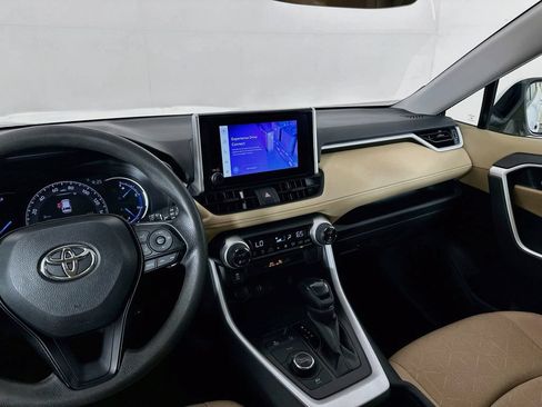 Certified 2025 Toyota RAV4 XLE w/ Convenience Package AWD/4WD image 24
