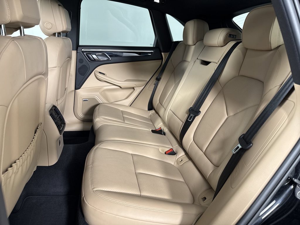 Certified 2024 Porsche Macan S w/ Premium Plus Package AWD/4WD image 22
