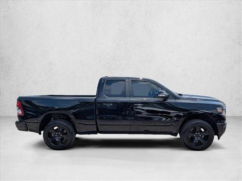Used 2022 RAM 1500 Big Horn w/ Night Edition RWD image 4