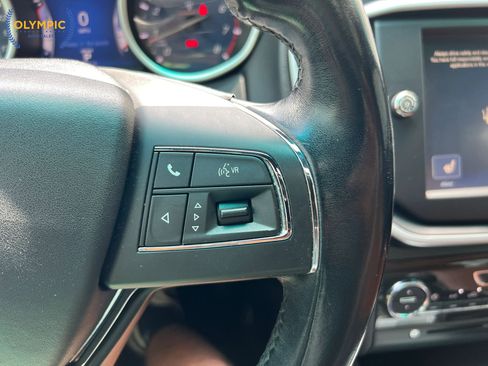 Used 2015 Maserati Ghibli image 24