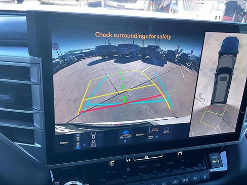 Used 2025 Toyota Sequoia Platinum image 26