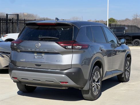 Certified 2023 Nissan Rogue SV image 4