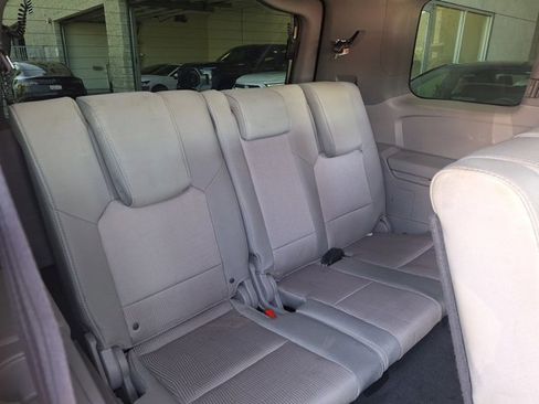 Used 2012 Honda Pilot EX image 17