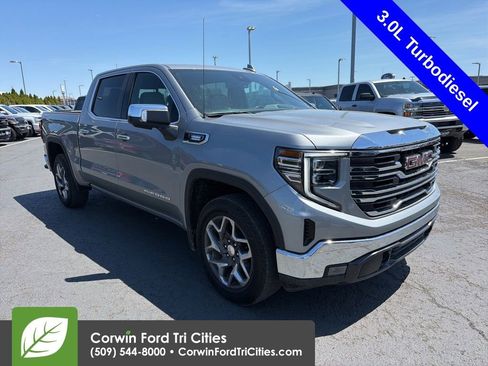 Used 2025 GMC Sierra 1500 SLT w/ SLT Convenience Package AWD/4WD image 1