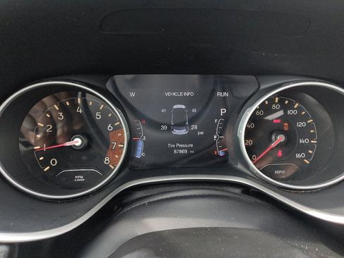 Used 2018 Jeep Compass Latitude w/ Popular Equipment Group image 23