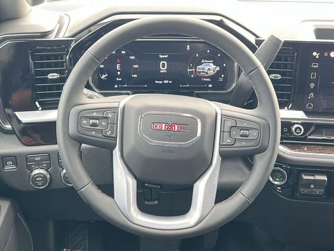 New 2026 GMC Sierra 1500 Elevation image 12