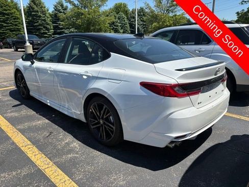 Used 2025 Toyota Camry XSE w/ Premium Package FWD image 4