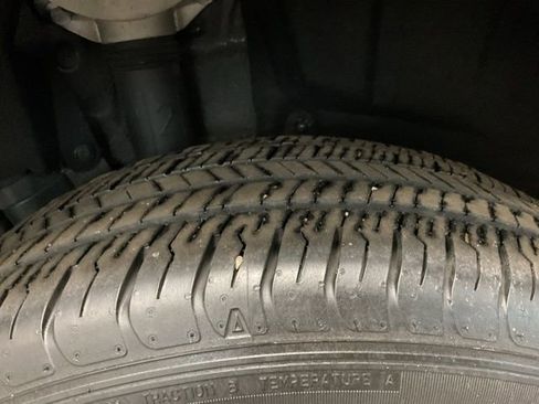 Used 2024 Toyota RAV4 LE image 8