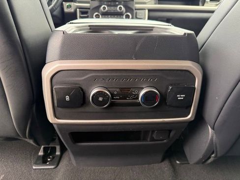 Certified 2024 Ford Expedition XLT RWD image 23