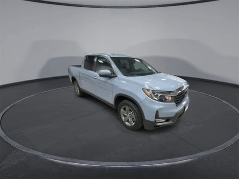 Certified 2023 Honda Ridgeline RTL image 2