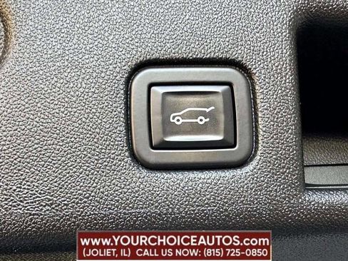 Used 2022 Chevrolet Equinox LT w/ Driver Convenience Package FWD image 37