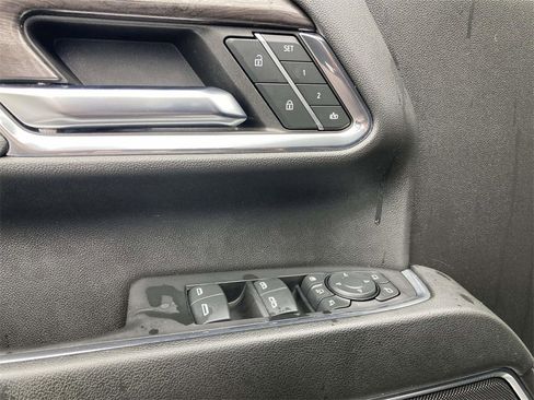 Used 2024 Chevrolet Silverado 2500 LTZ image 15