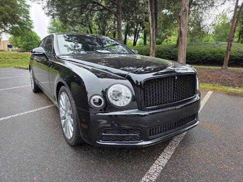 Used 2017 Bentley Mulsanne RWD image 27