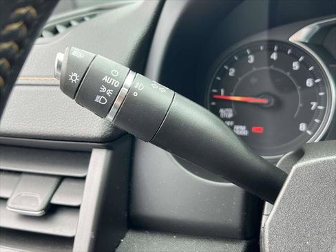 Used 2022 GMC Terrain AT4 w/ Infotainment Package II AWD/4WD image 27