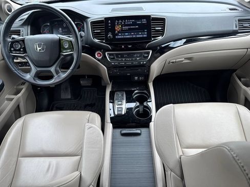 Used 2021 Honda Pilot Touring image 22