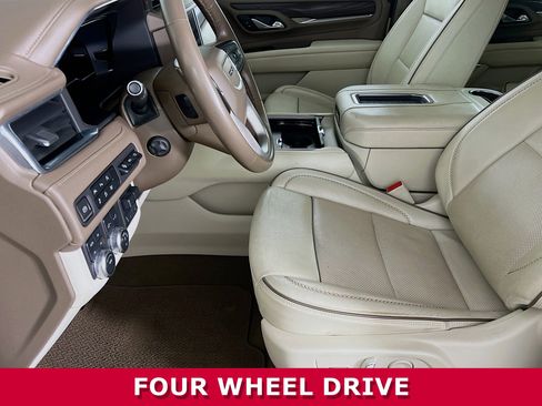 Used 2023 GMC Yukon Denali w/ Max Trailering Package image 3