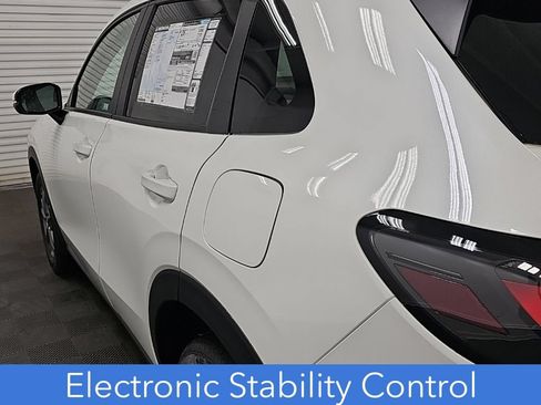New 2027 Honda HR-V LX image 6
