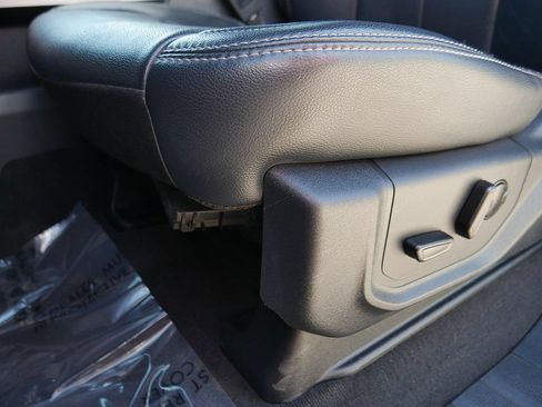 Used 2022 Ford F250 Lariat w/ Tremor Off-Road Package AWD/4WD image 13