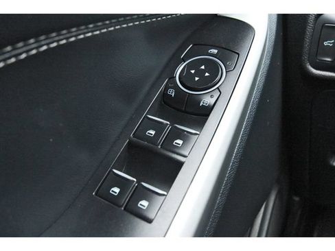 Used 2022 Ford Explorer XLT w/ Equipment Group 202A RWD image 19