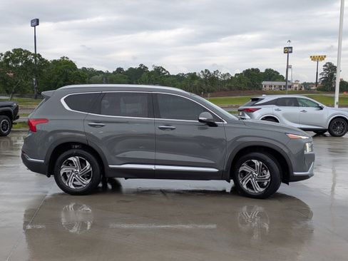 Used 2022 Hyundai Santa Fe SEL w/ Convenience + Premium Package FWD image 6