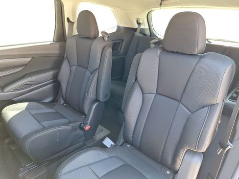 Used 2025 Subaru Ascent Premium image 11