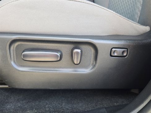 Used 2022 Toyota Tacoma TRD Sport image 14