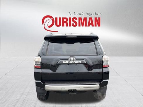 Used 2024 Toyota 4Runner TRD Off-Road Premium image 3