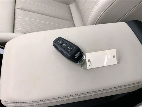 Used 2025 Audi A5 2.0T Premium Plus w/ Premium Plus AWD/4WD image 20