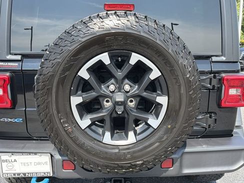 Used 2024 Jeep Wrangler Unlimited Rubicon 4xe AWD/4WD image 29