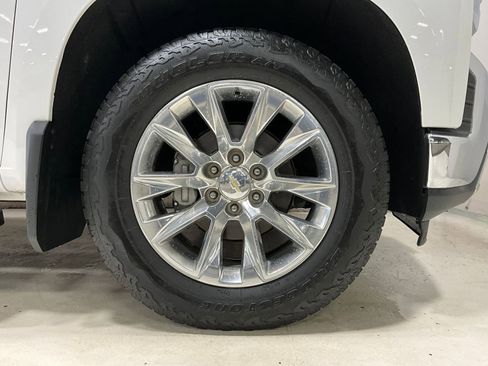 Used 2019 Chevrolet Silverado 1500 LTZ w/ LTZ Premium Package AWD/4WD image 9