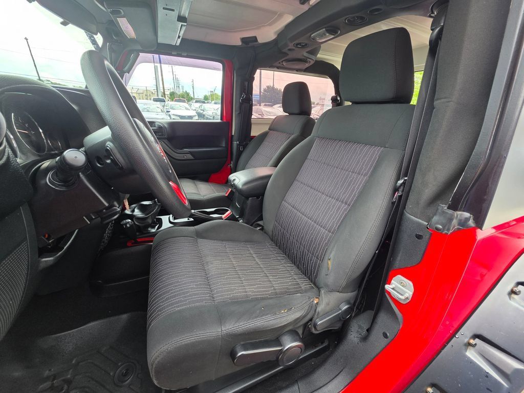 Used 2011 Jeep Wrangler Sport AWD/4WD image 3