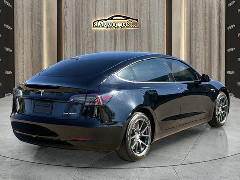 Used 2022 Tesla Model 3 Long Range image 9