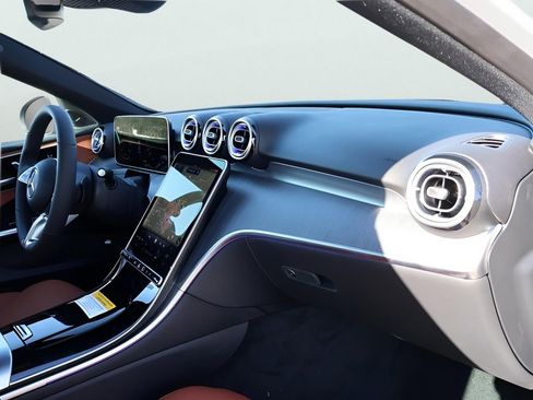 New 2026 Mercedes-Benz C 300 4MATIC Sedan image 11