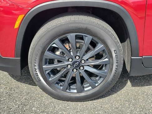 Used 2022 Chevrolet Traverse RS image 5