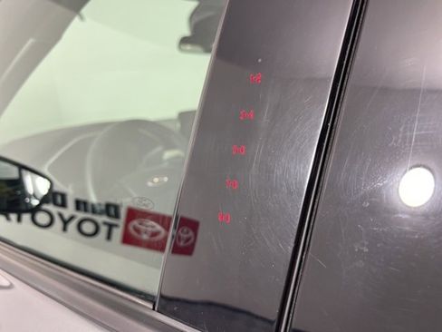 Used 2022 Ford Escape SEL w/ Technology Package image 26