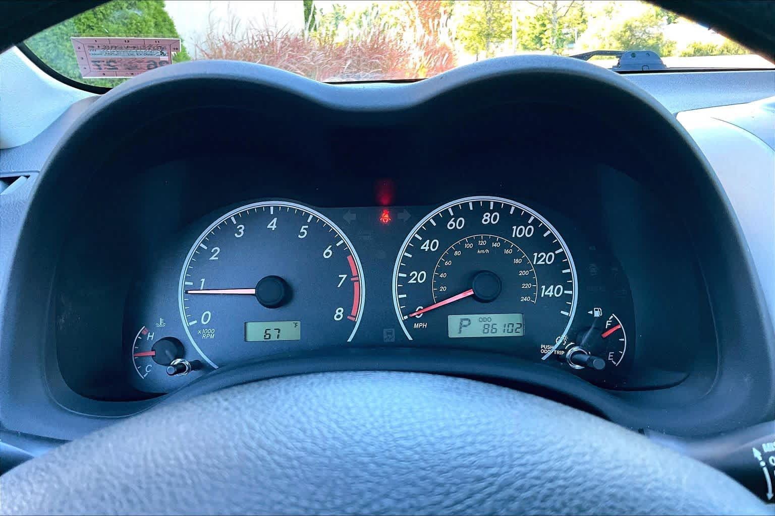 Used 2012 Toyota Corolla LE FWD image 26
