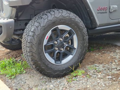 Used 2022 Jeep Wrangler Unlimited Rubicon w/ Steel Bumper Group AWD/4WD image 26