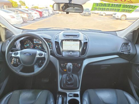 Used 2016 Ford Escape SE w/ SE Chrome Package image 13