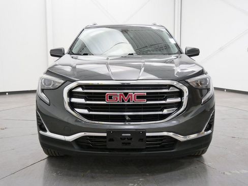 Used 2018 GMC Terrain SLT image 2