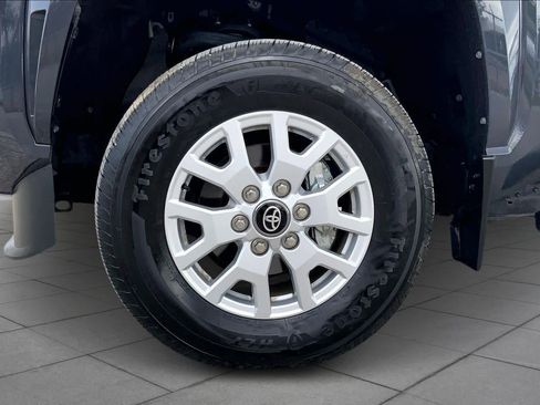 Used 2024 Toyota Tacoma SR image 11
