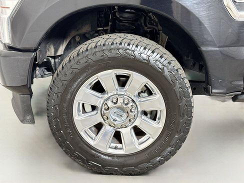 Used 2022 Ford F250 Platinum AWD/4WD image 29