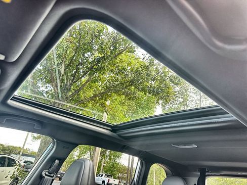 Used 2025 Subaru Forester Touring w/ Popular Package - Touring image 30