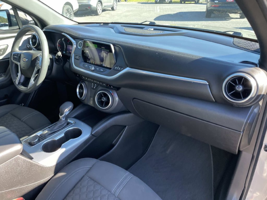 Used 2021 Chevrolet Blazer LT FWD image 27