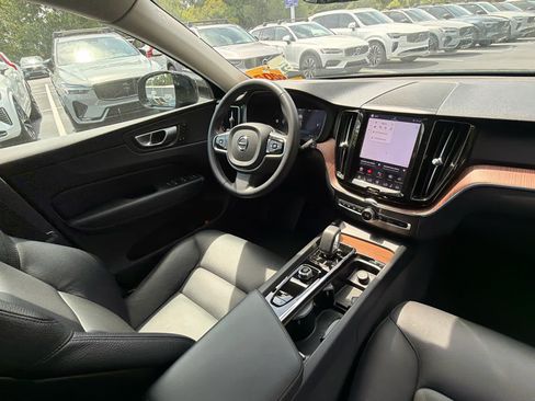 Used 2024 Volvo XC60 B5 Plus w/ Protection Package Premier AWD/4WD image 18